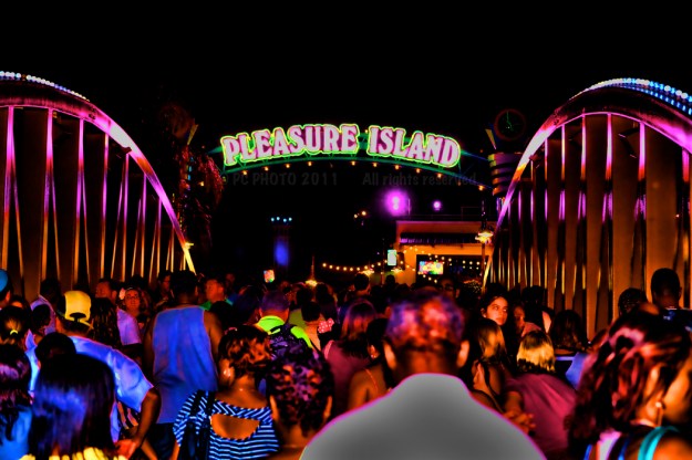 the letter P _ pleasure islandDSC_4985